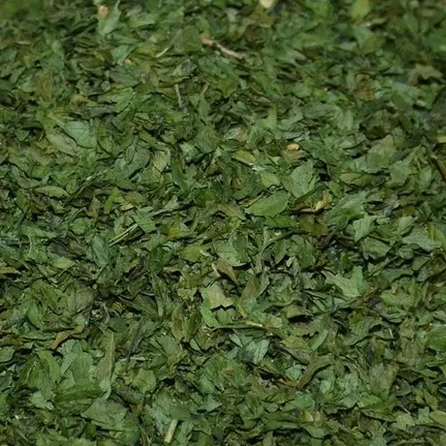 Petersilienblätter gerebelt