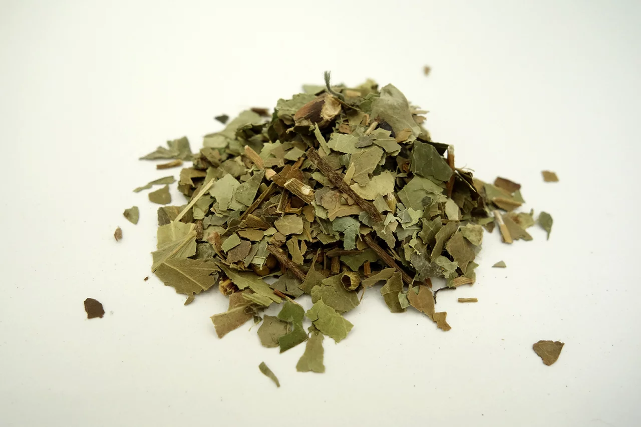 Efeublätter geschnitten, (getrocknet)