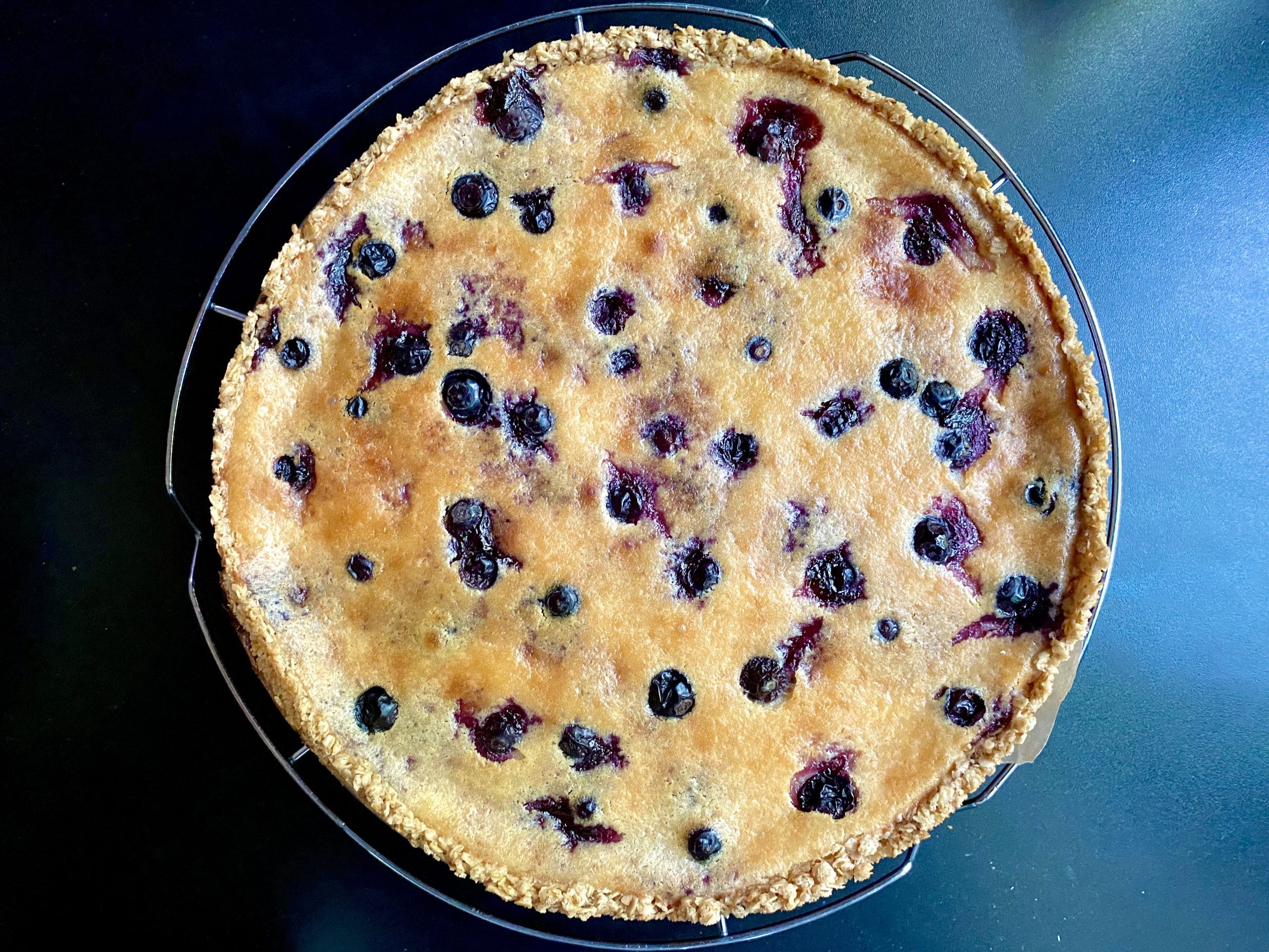 Käsekuchen mit Obst, vegan und glutenfrei, 26 cm – Bild 3