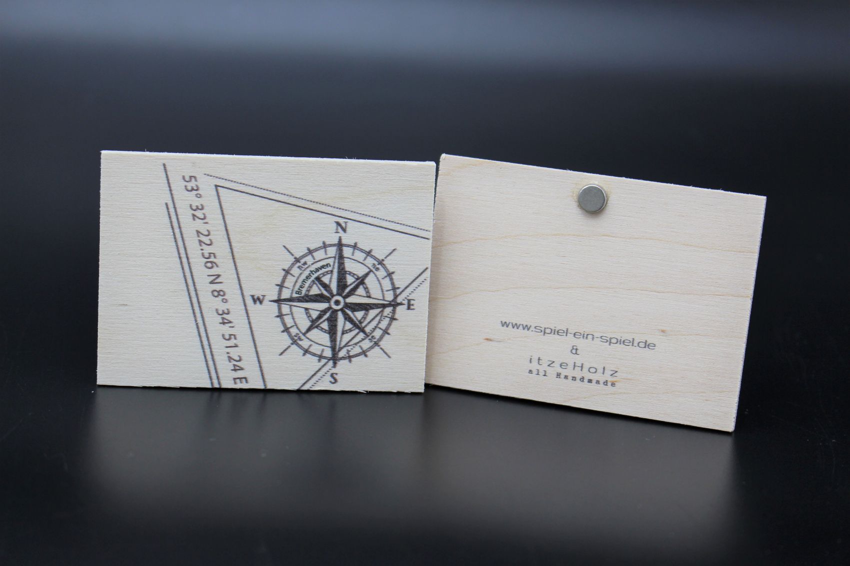 Holzmagnet „Bremerhaven“ – Koordinaten – Bild 2