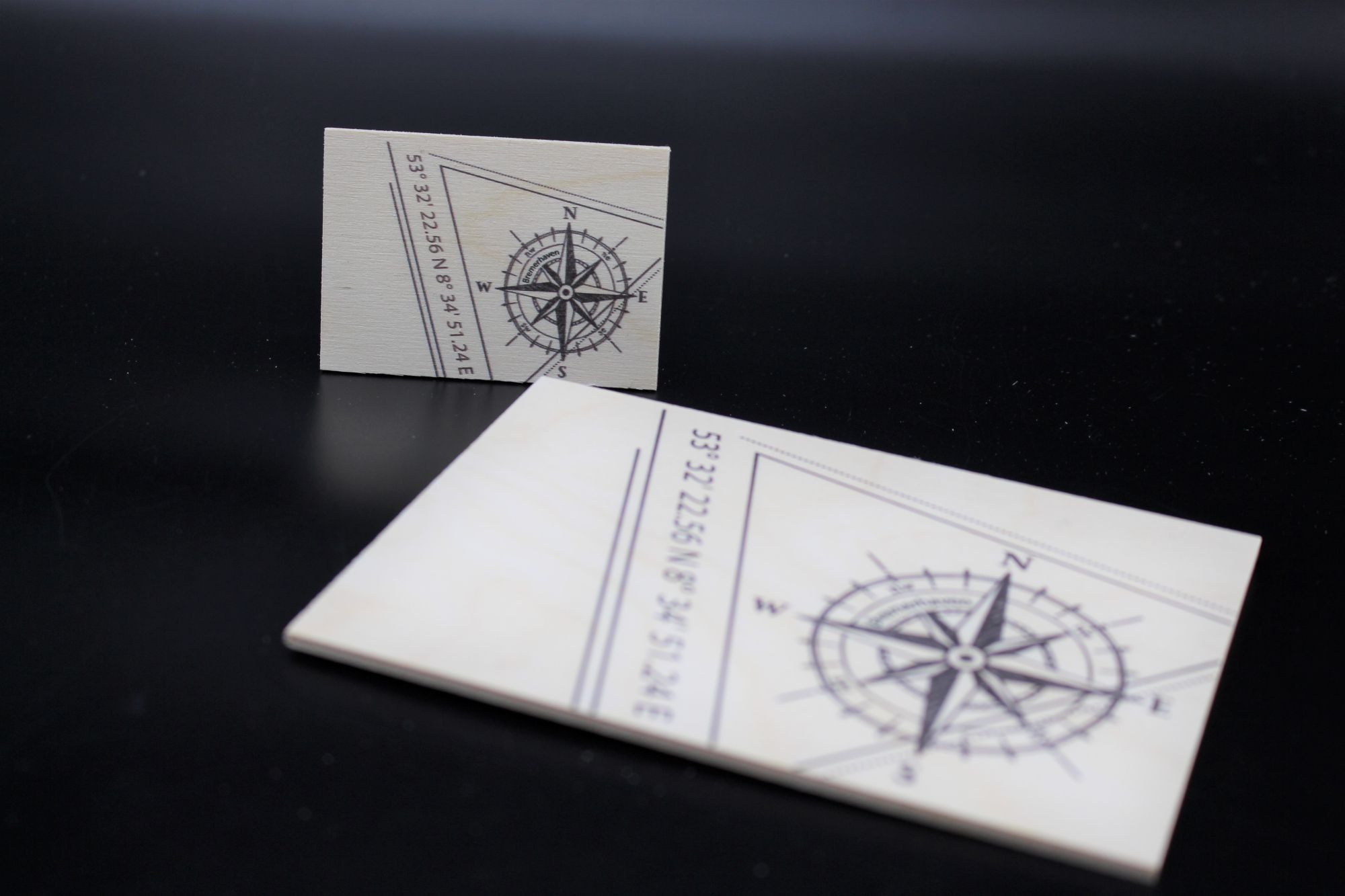 Holzmagnet „Bremerhaven“ – Koordinaten – Bild 3