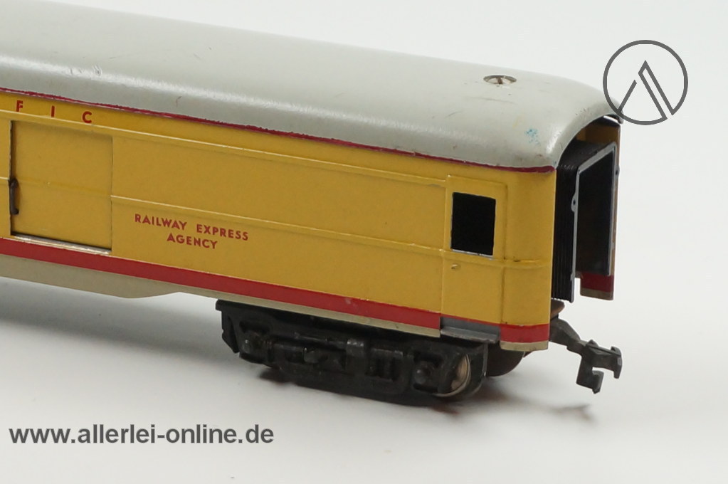 Fleischmann H0 | Fleischmann 1422 Schnellzug-Gepäckwagen PULLMAN der UNION PACIFIC – Bild 4