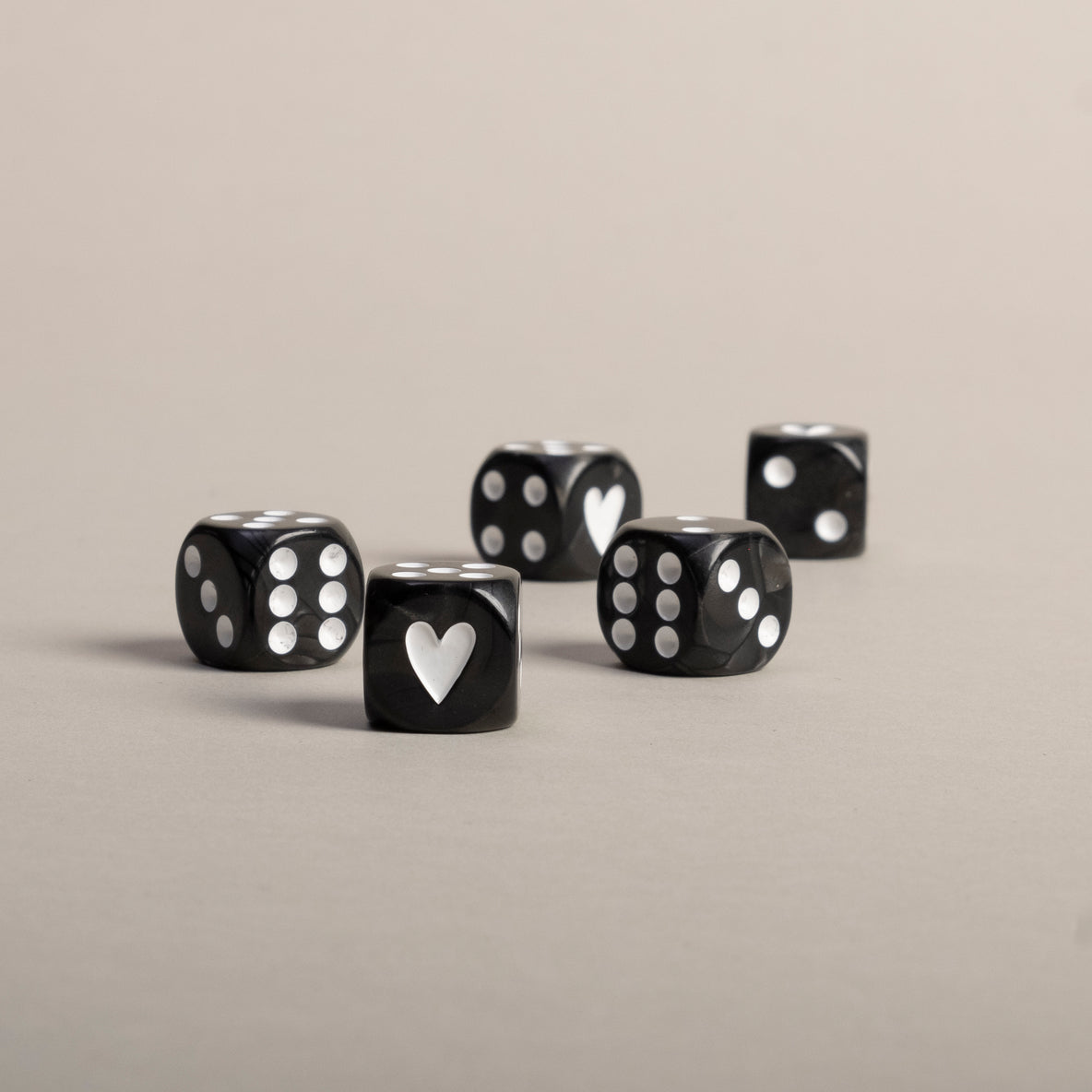Würfelset Schwarz – Bild 6